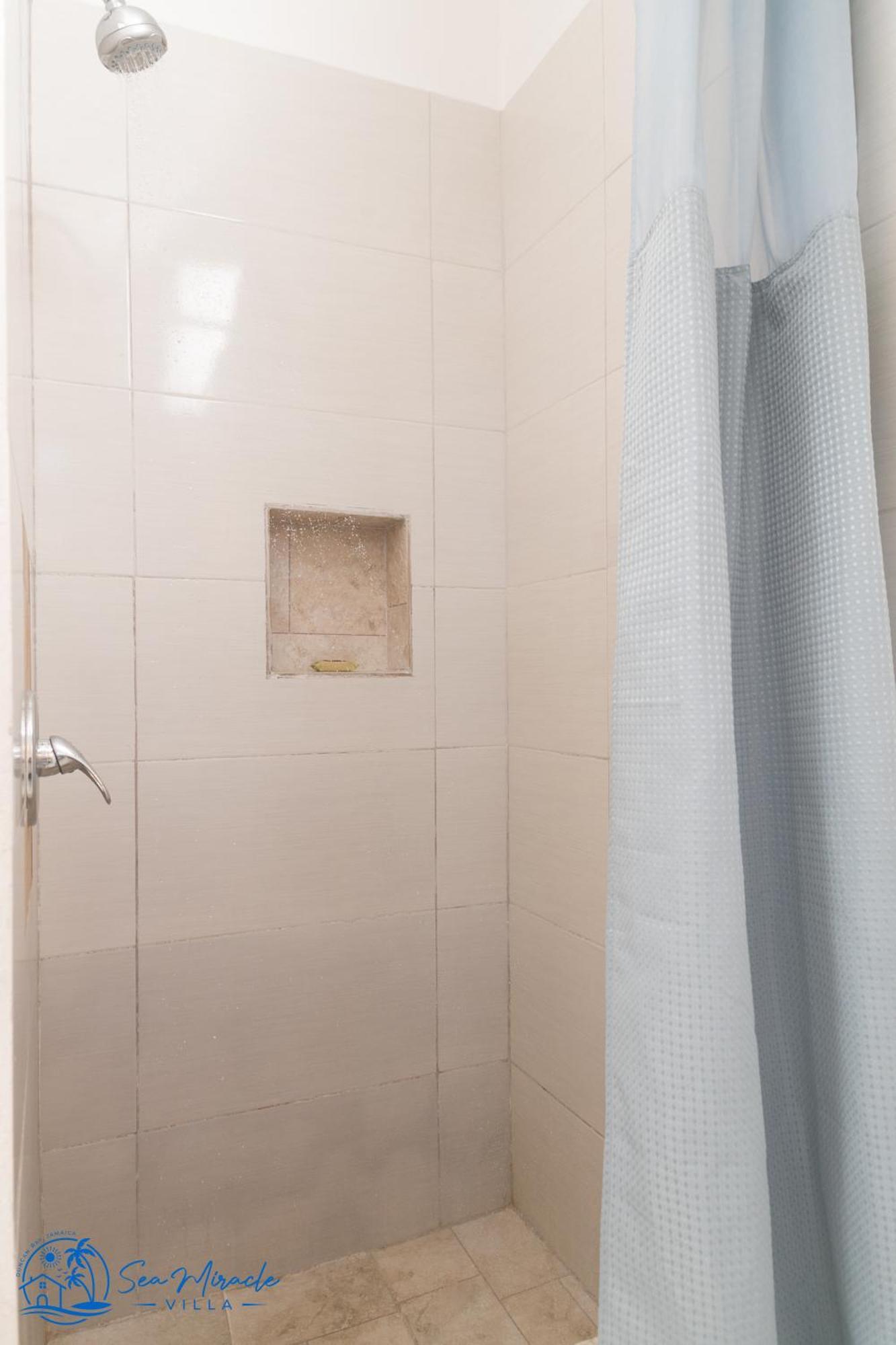 Sea Miracle Villa/Beach Cottage Silver Sands 외부 사진