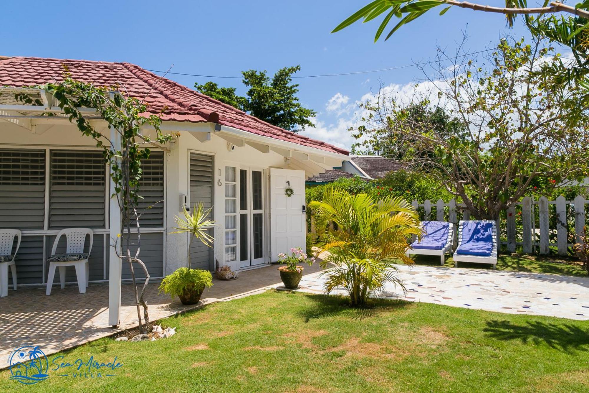 Sea Miracle Villa/Beach Cottage Silver Sands 외부 사진